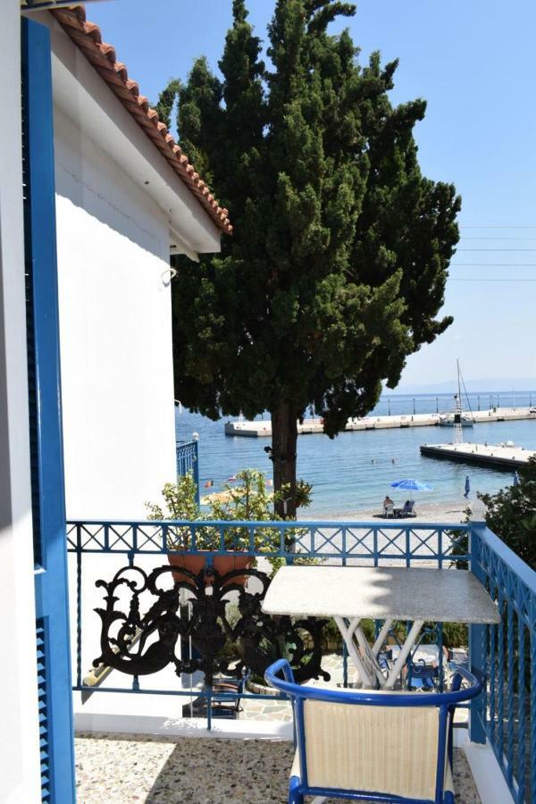 Oceanis Hotel Tirós Zewnętrze zdjęcie
